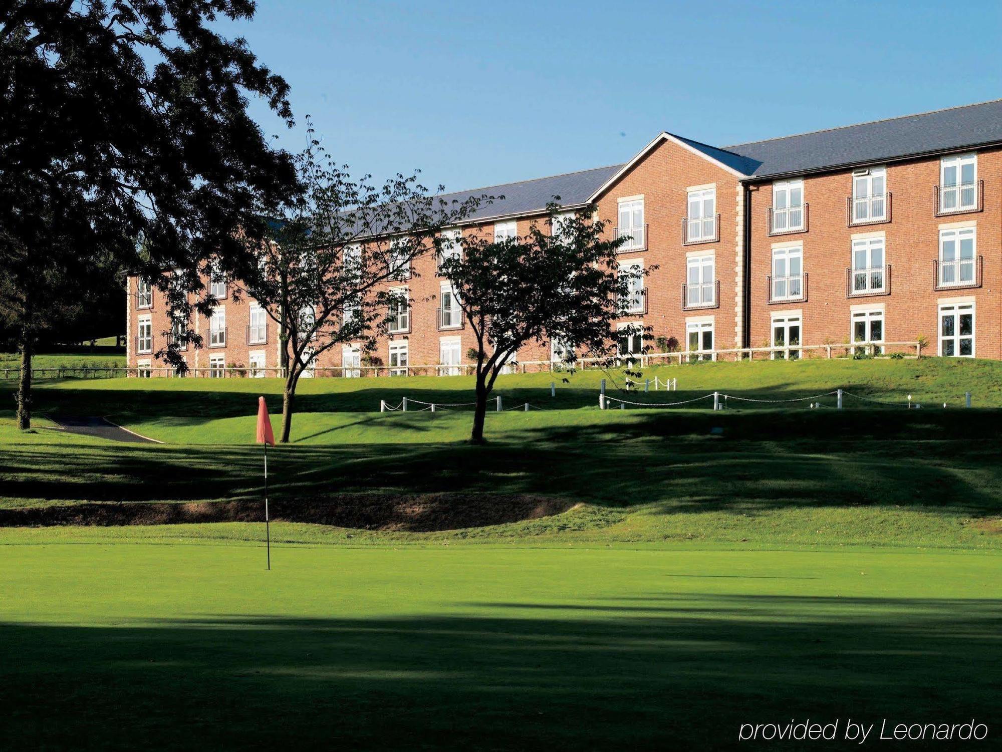 Macdonald Hill Valley Hotel, Spa & Golf Resort Уитчърч Екстериор снимка