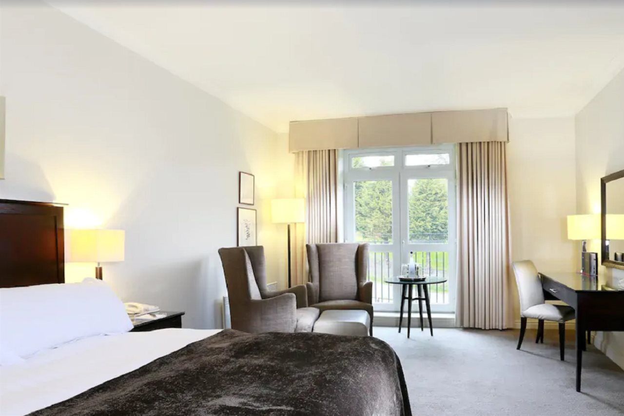 Macdonald Hill Valley Hotel, Spa & Golf Resort Уитчърч Екстериор снимка